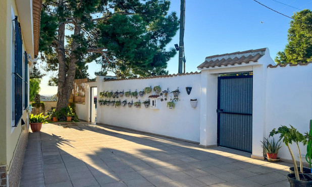 Resale - Finca / Country Property - Alicante - Moralet - Cañada del Fenollar