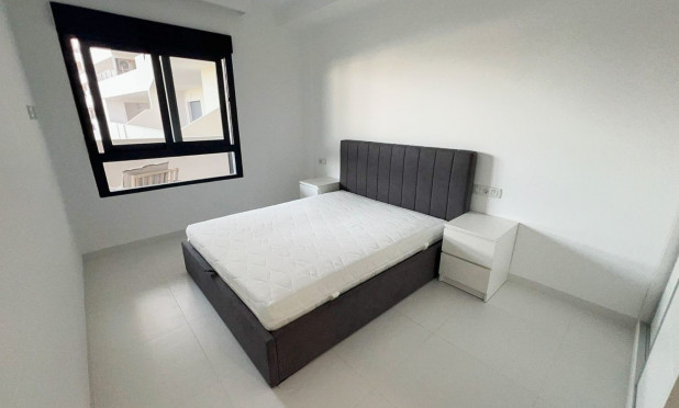 Resale - Apartment / flat - San Miguel de Salinas - Urbanizaciones