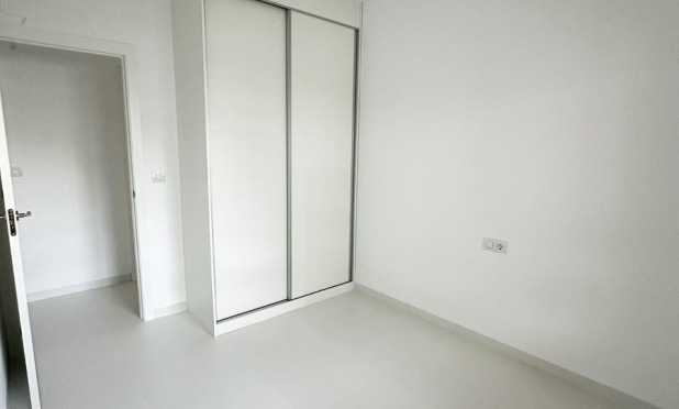 Resale - Apartment / flat - San Miguel de Salinas - Urbanizaciones