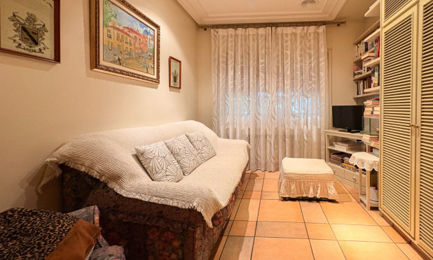 Resale - Finca / Country Property - Elche - Altzabares Alto