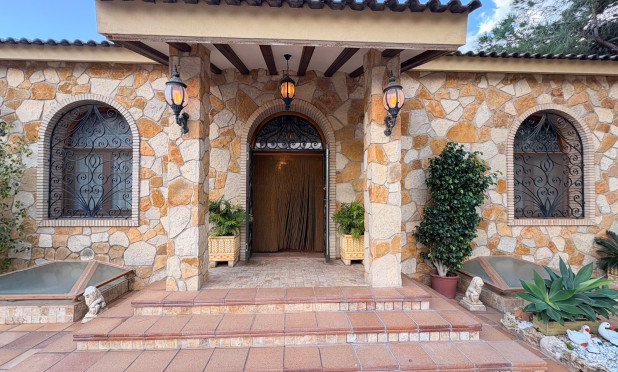 Resale - Finca / Country Property - Elche - Altzabares Alto