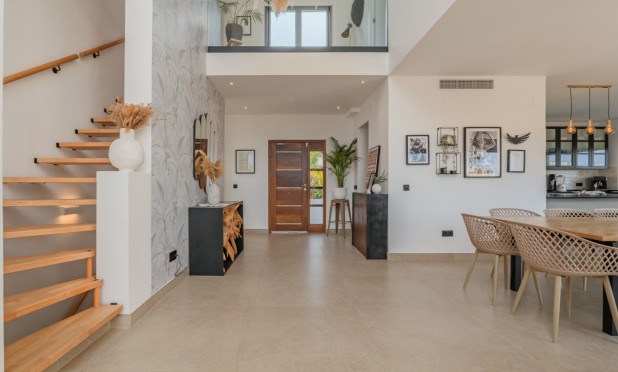 Resale - Villa - Alicante - Cabo de las Huertas