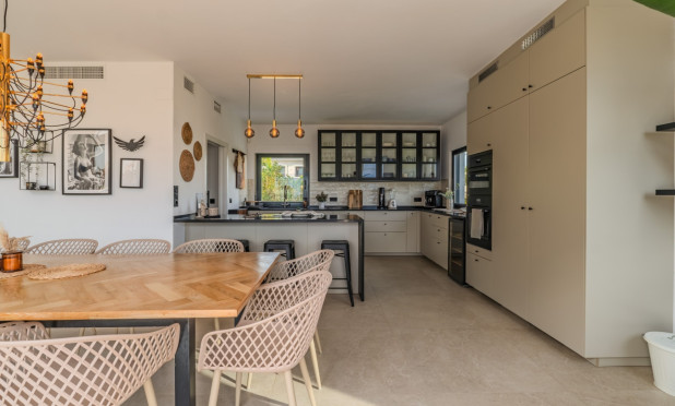 Resale - Villa - Alicante - Cabo de las Huertas