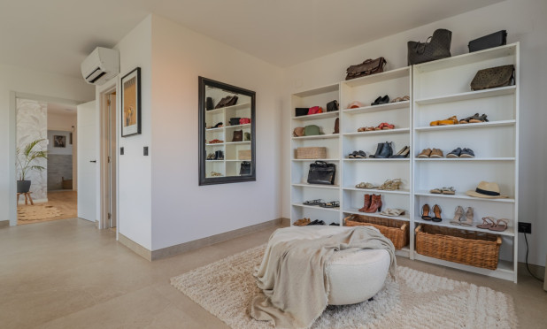 Resale - Villa - Alicante - Cabo de las Huertas