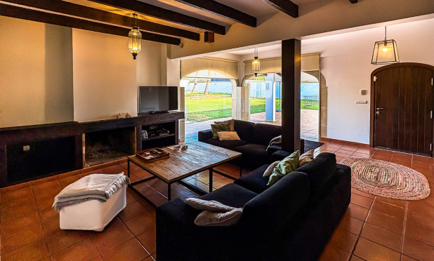 Resale - Villa - Santa Pola - El Poble Llevanti