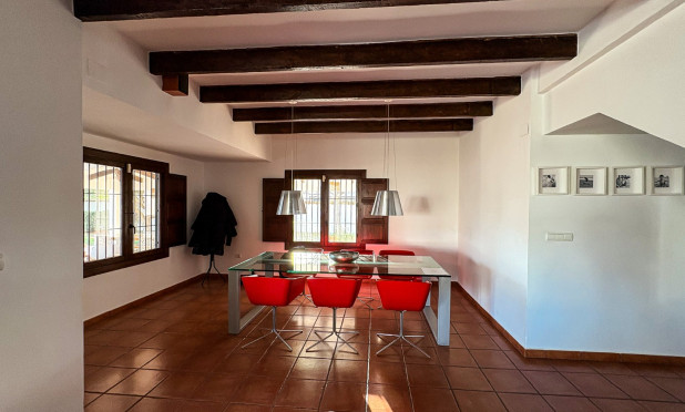 Resale - Villa - Santa Pola - El Poble Llevanti