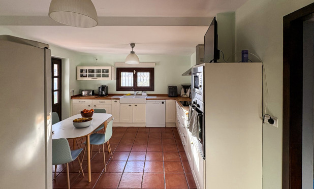 Resale - Villa - Santa Pola - El Poble Llevanti