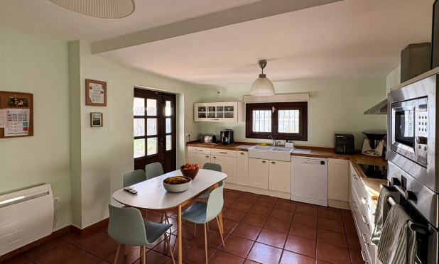 Resale - Villa - Santa Pola - El Poble Llevanti