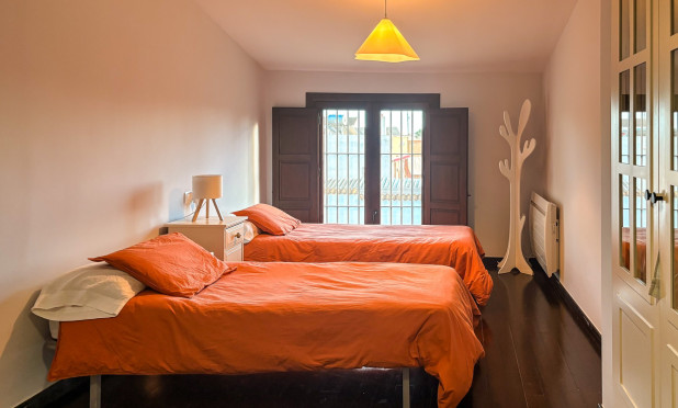 Resale - Villa - Santa Pola - El Poble Llevanti