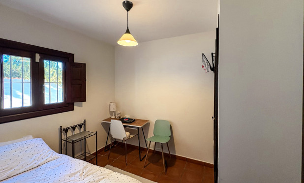 Resale - Villa - Santa Pola - El Poble Llevanti