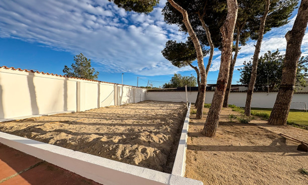 Resale - Villa - Santa Pola - El Poble Llevanti