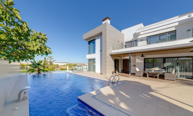 Wiederverkauf - Villa - Torrevieja