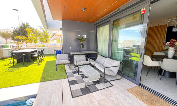Resale - Apartment / flat - Guardamar del Segura - Urbanizaciones