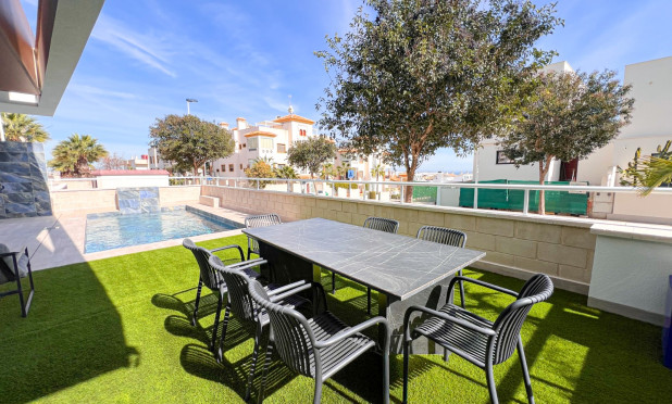 Resale - Apartment / flat - Guardamar del Segura - Urbanizaciones