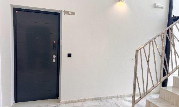 Resale - Apartment / flat - Guardamar del Segura - Urbanizaciones