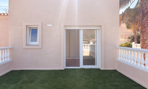 Resale - Semi-detached villa - El Campello - Pueblo Acantilado - Venta Lanuza