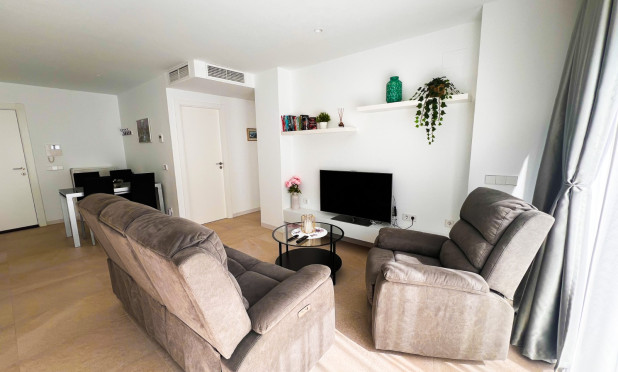 Resale - Apartment / flat - Torrevieja - Los Balcones
