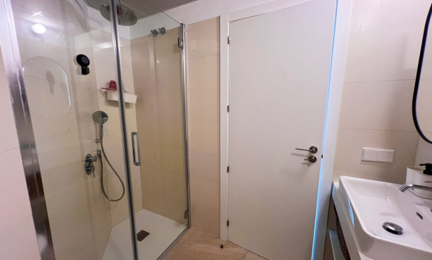 Resale - Apartment / flat - Torrevieja - Los Balcones