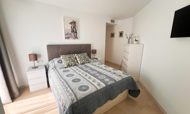 Resale - Apartment / flat - Torrevieja - Los Balcones