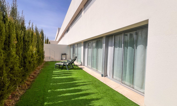 Resale - Apartment / flat - Torrevieja - Los Balcones