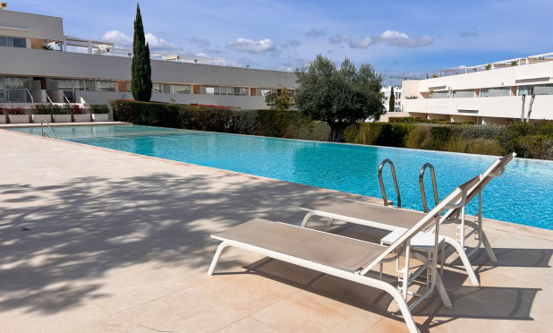 Resale - Apartment / flat - Torrevieja - Los Balcones