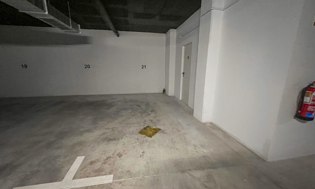 Resale - Apartment / flat - Torrevieja - Los Balcones