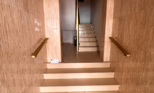 Resale - Apartment / flat - Guardamar del Segura - Playa Centro Guardamar