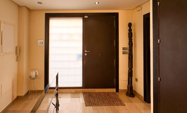 Resale - Villa - Guardamar del Segura - Guardamar Playa
