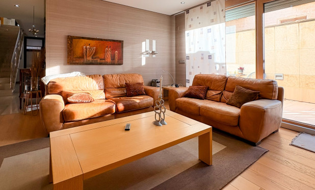 Resale - Villa - Guardamar del Segura - Guardamar Playa
