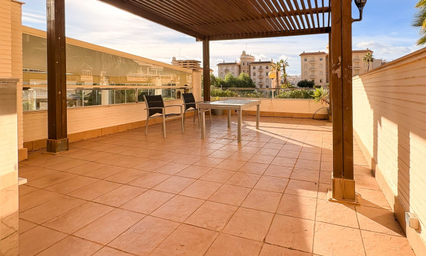 Resale - Villa - Guardamar del Segura - Guardamar Playa