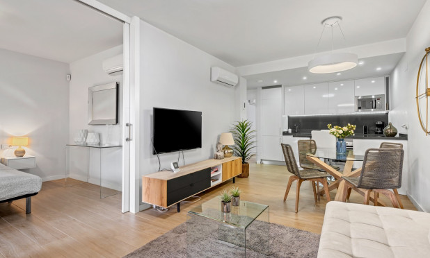 Resale - Apartment / flat - Orihuela Costa - Villamartín