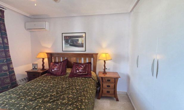Resale - Apartment / flat - Villamartín - PAU 8