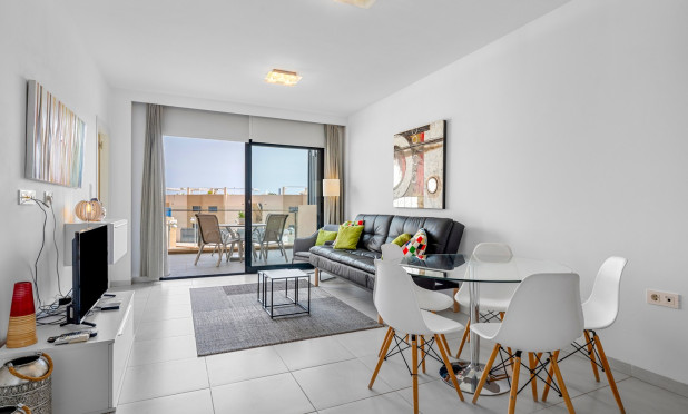 Resale - Apartment / flat - Orihuela Costa - La Zenia