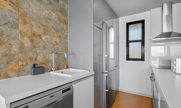 Resale - Apartment / flat - Orihuela Costa - La Zenia