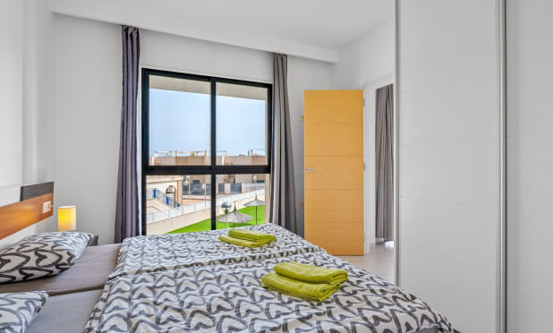 Resale - Apartment / flat - Orihuela Costa - La Zenia