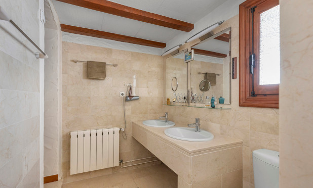 Resale - Villa - Orihuela - Orihuela Costa