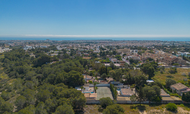 Resale - Villa - Orihuela - Orihuela Costa