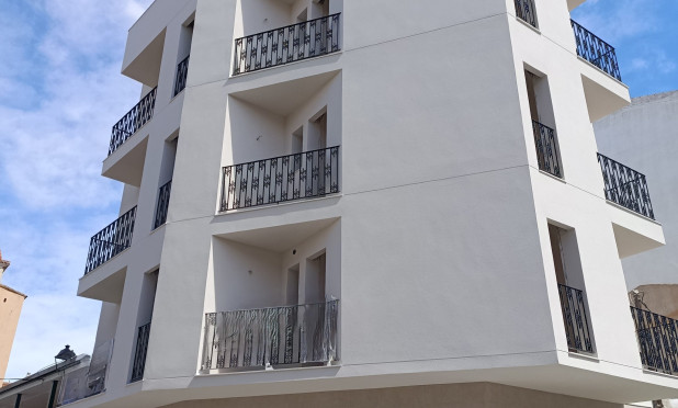 Neue Gebäude - Wohnung - Bigastro
