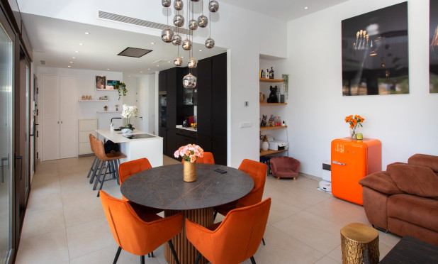Resale - Villa - Rojales