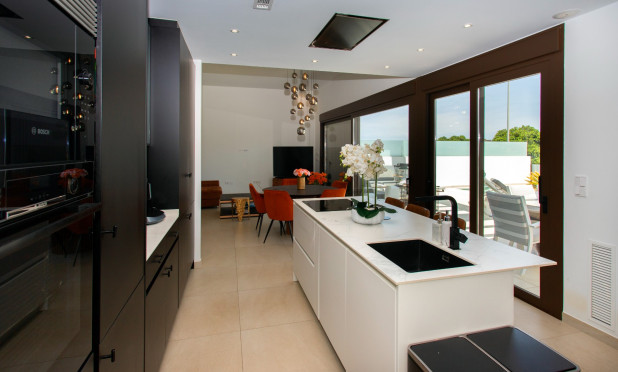 Resale - Villa - Rojales