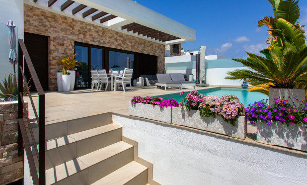 Resale - Villa - Rojales