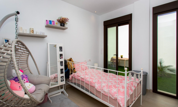 Resale - Villa - Rojales