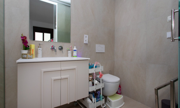Resale - Villa - Rojales