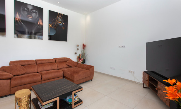 Resale - Villa - Rojales