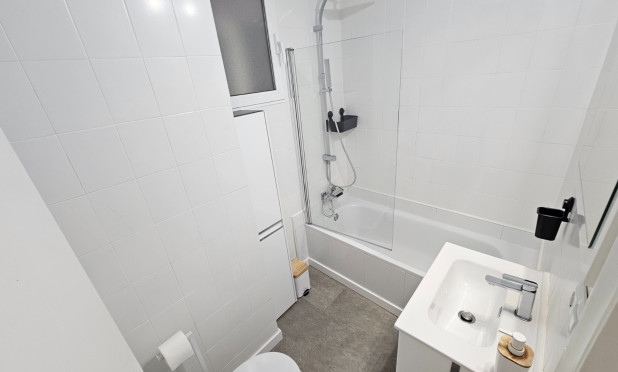 Wiederverkauf - Wohnung - Torrevieja - torrevieja