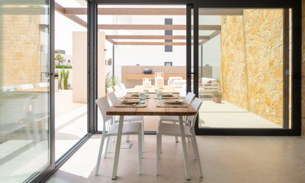 Obra nueva - Villa - Campoamor