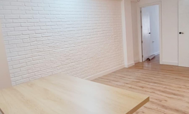 Herverkoop - Appartement / flat - Torrevieja - Centro