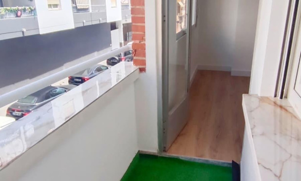 Herverkoop - Appartement / flat - Torrevieja - Centro