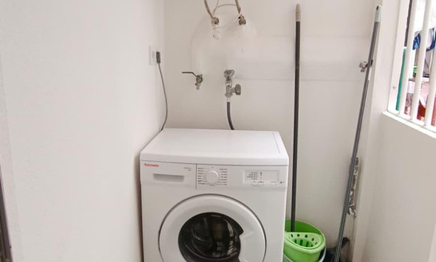 Herverkoop - Appartement / flat - Torrevieja - Centro