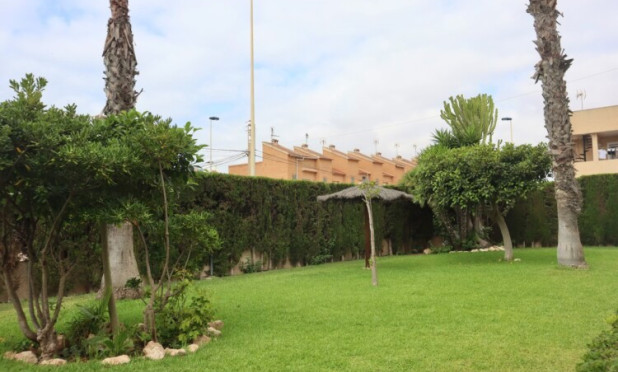 Lange Termijn Verhuur - Herenhuis - Torrevieja - Playa Los Locos